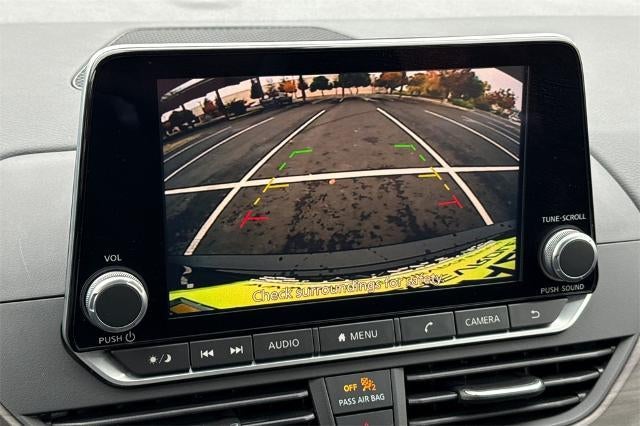 2023 Nissan Altima SV FWD