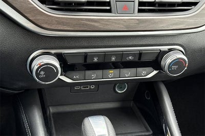 2023 Nissan Altima SV FWD