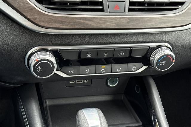 2023 Nissan Altima SV FWD