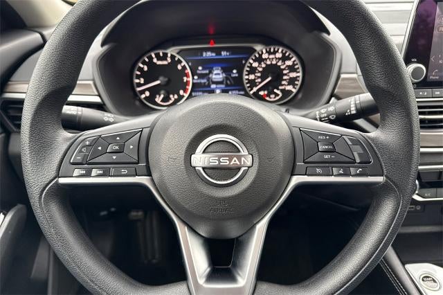 2023 Nissan Altima SV FWD