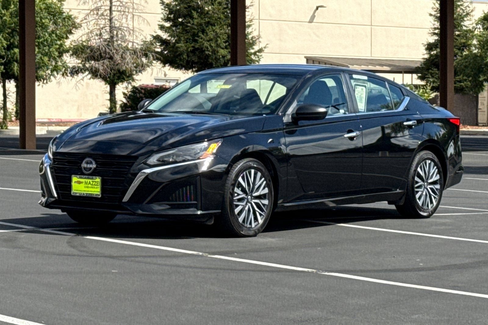 2025 Nissan Altima SV FWD