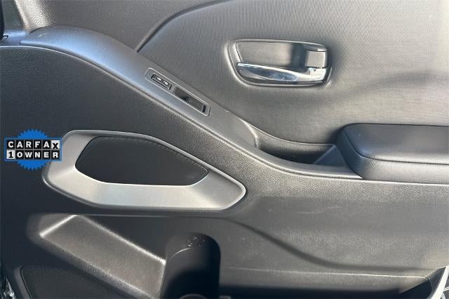 2023 Nissan Frontier Crew Cab SV 4x2