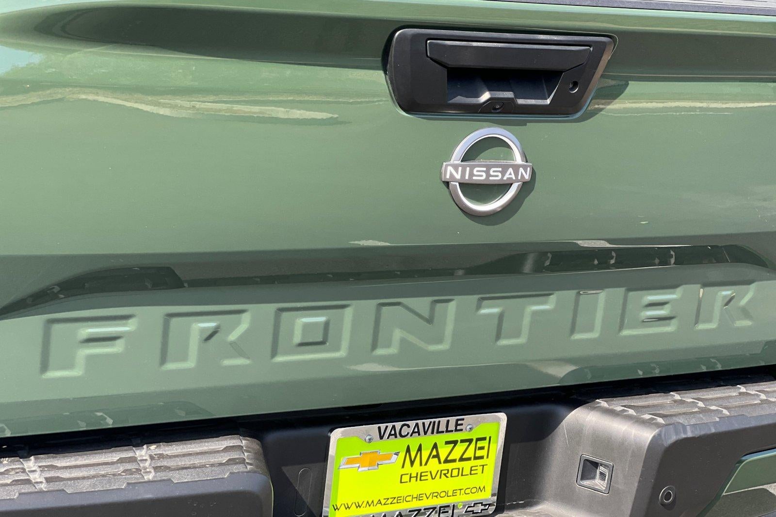 2022 Nissan Frontier Crew Cab SV 4x2