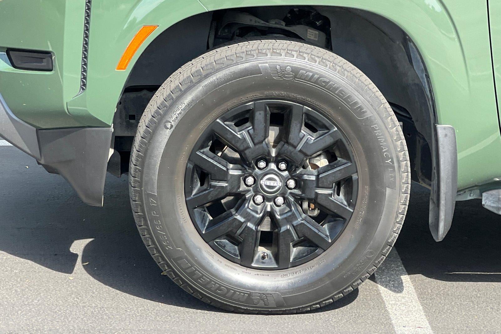 2022 Nissan Frontier Crew Cab SV 4x2