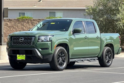 2022 Nissan Frontier Crew Cab SV 4x2