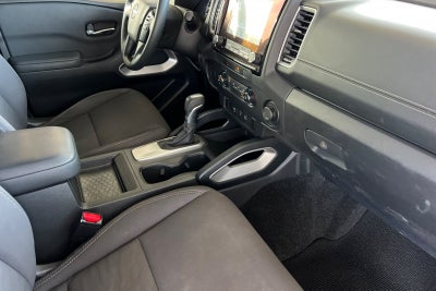 2022 Nissan Frontier Crew Cab SV 4x2