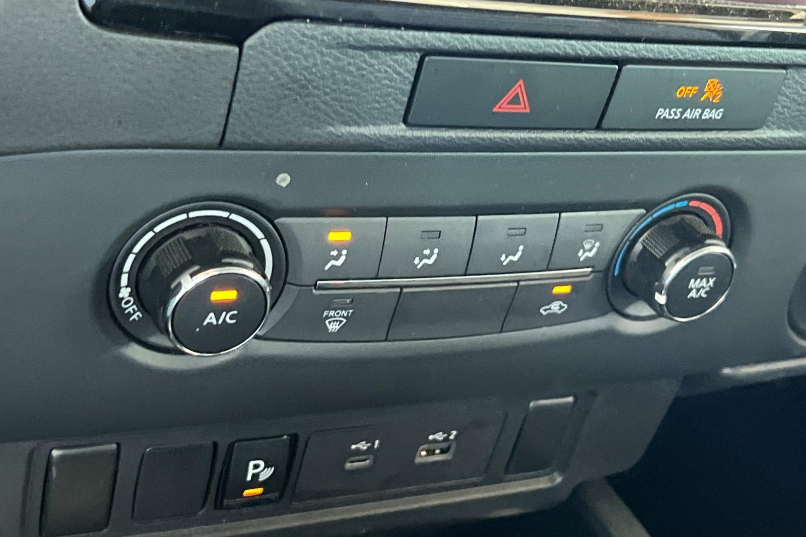 2022 Nissan Frontier Crew Cab SV 4x2