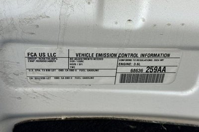 2024 Chrysler Pacifica Touring L