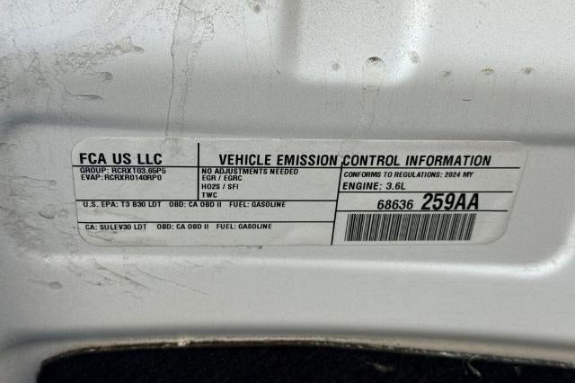 2024 Chrysler Pacifica Touring L