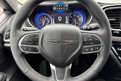 2025 Chrysler Voyager LX