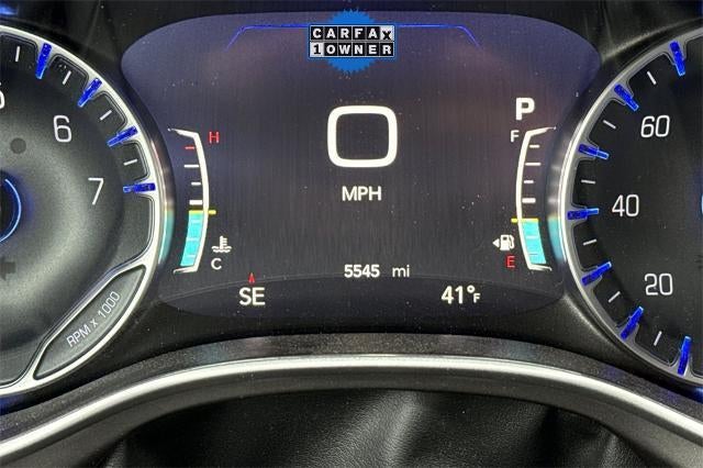 2025 Chrysler Voyager LX