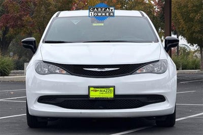 2025 Chrysler Voyager LX