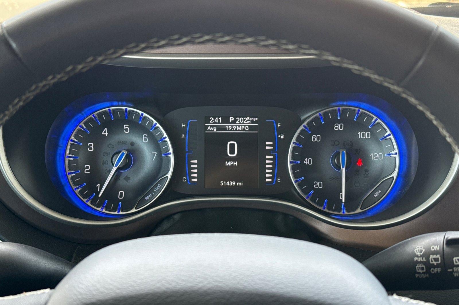 2022 Chrysler Voyager LX