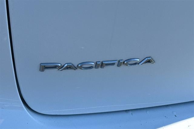 2020 Chrysler Pacifica Touring