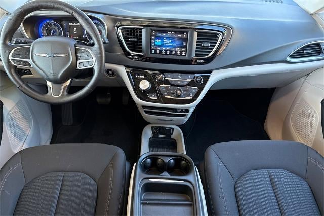 2020 Chrysler Pacifica Touring
