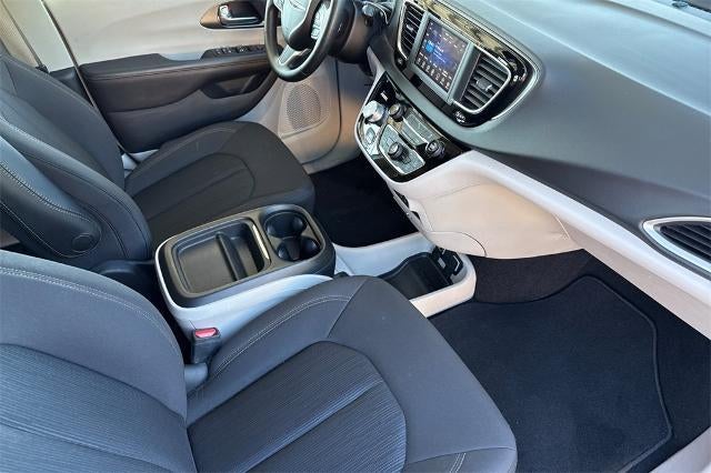 2020 Chrysler Pacifica Touring