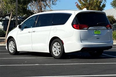 2020 Chrysler Pacifica Touring