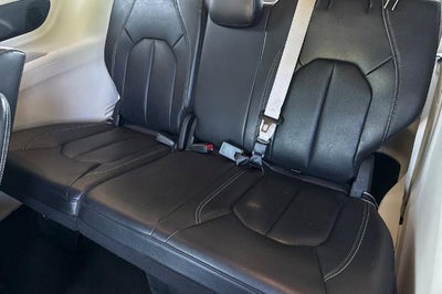 2022 Chrysler Pacifica Hybrid Touring L