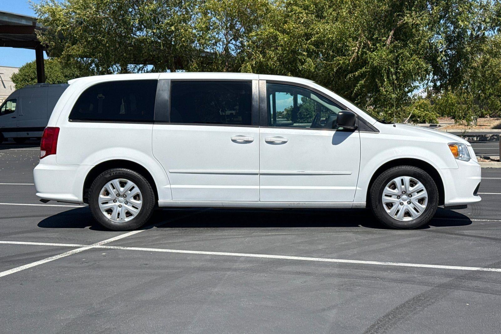 2017 Dodge Grand Caravan SE