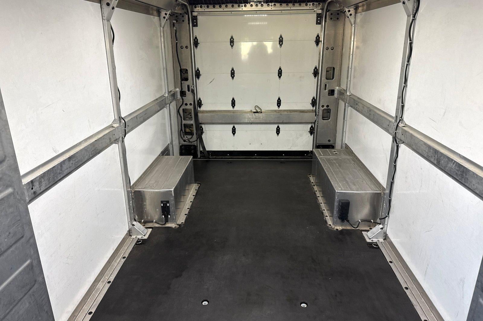 2023 BrightDrop Zevo 600 Base
