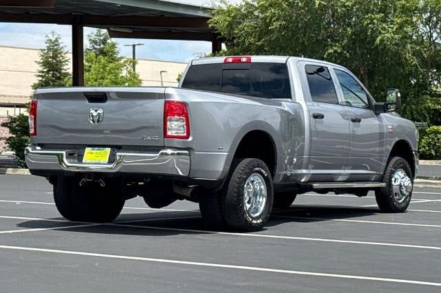 2024 RAM 3500 Tradesman Crew Cab 4x4 8' Box