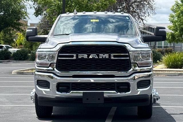 2024 RAM 3500 Tradesman Crew Cab 4x4 8' Box