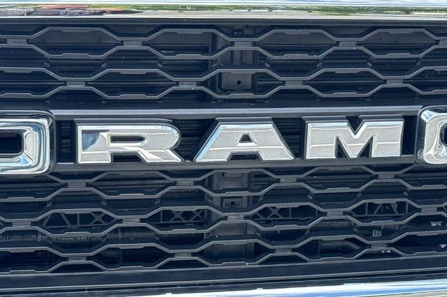 2024 RAM 3500 Tradesman Crew Cab 4x4 8' Box