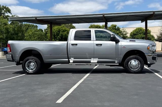 2024 RAM 3500 Tradesman Crew Cab 4x4 8' Box