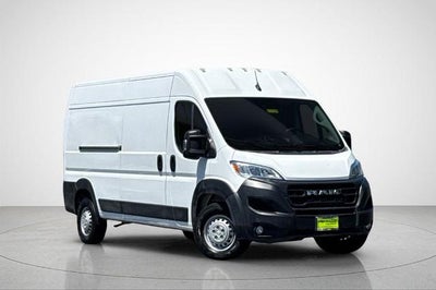 2025 RAM ProMaster Cargo Van Tradesman