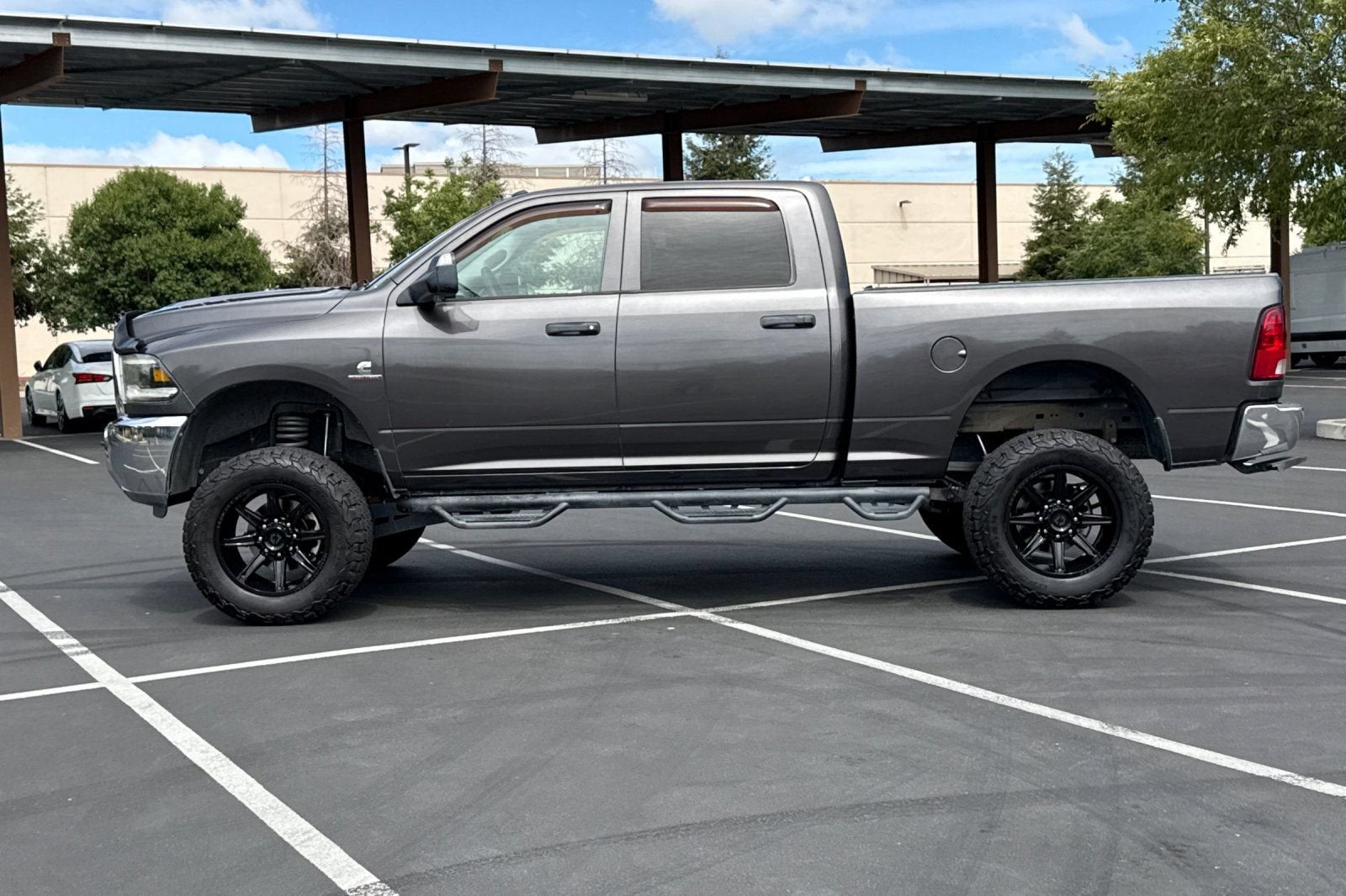 2017 RAM 2500 Tradesman Crew Cab 4x4 6'4" Box