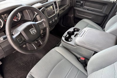 2017 RAM 2500 Tradesman Crew Cab 4x4 6'4" Box