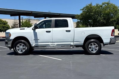 2024 RAM 2500 Big Horn Crew Cab 4x4 6'4" Box