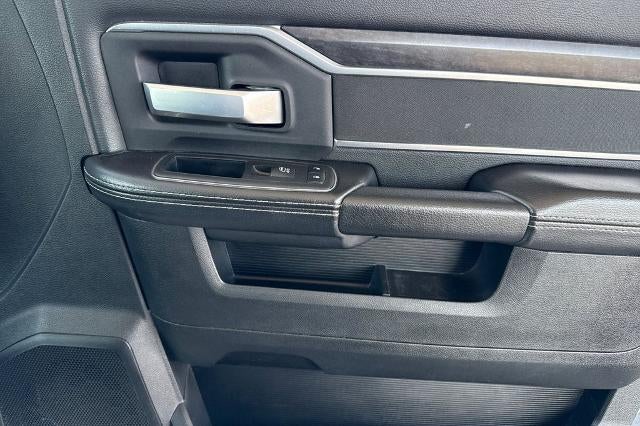 2024 RAM 2500 Big Horn Crew Cab 4x4 6'4" Box