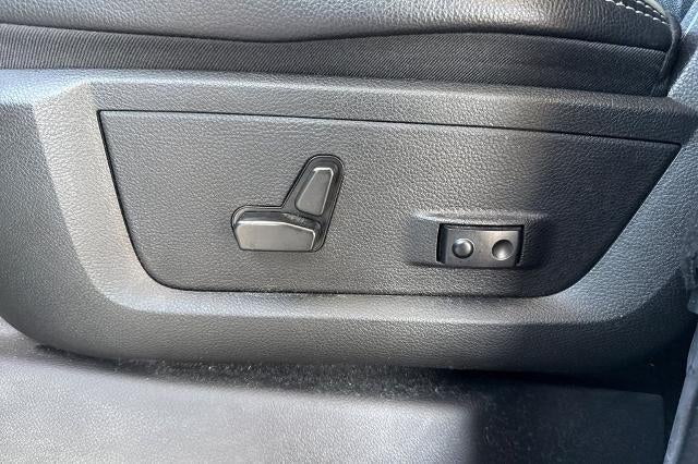 2022 RAM 2500 Laramie Crew Cab 4x4 6'4" Box