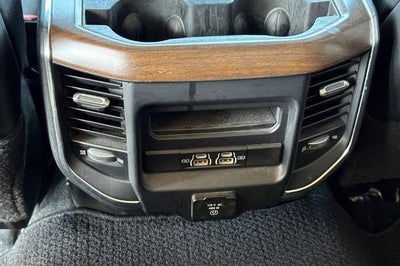 2022 RAM 2500 Laramie Crew Cab 4x4 6'4" Box