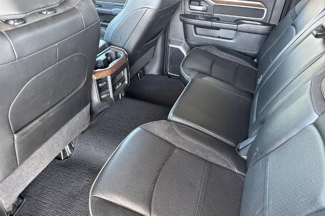 2022 RAM 2500 Laramie Crew Cab 4x4 6'4" Box