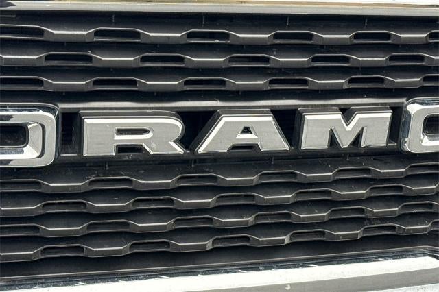 2024 RAM 2500 Big Horn Crew Cab 4x4 8' Box