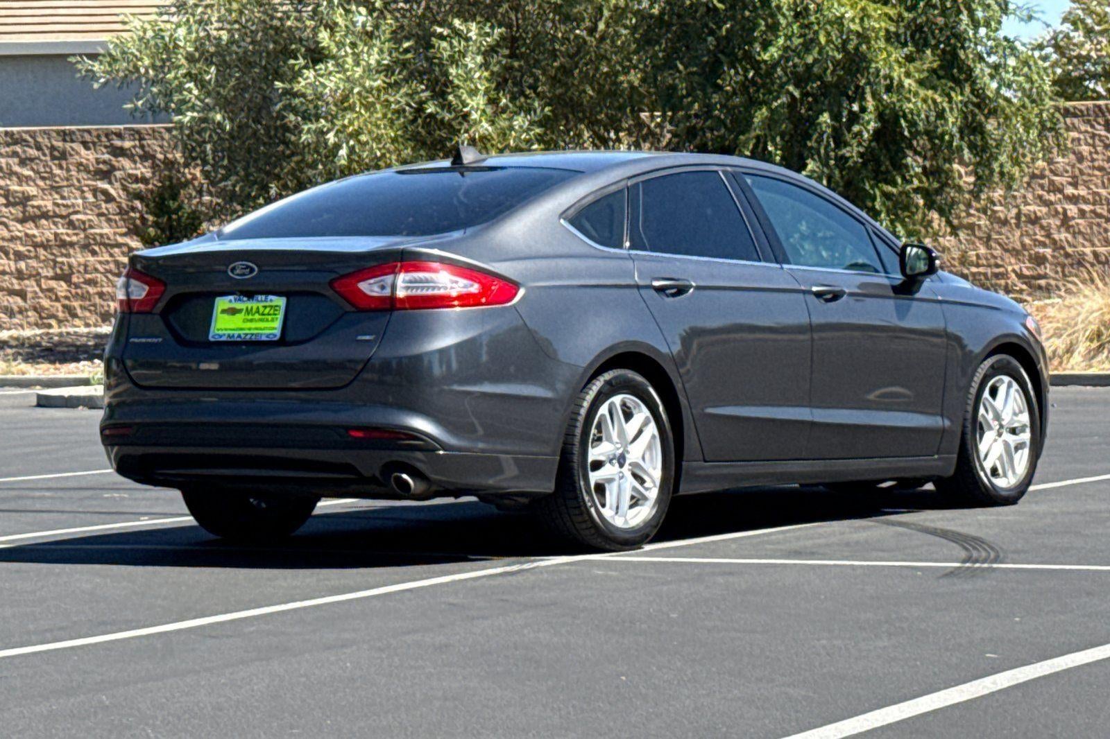 2015 Ford Fusion SE