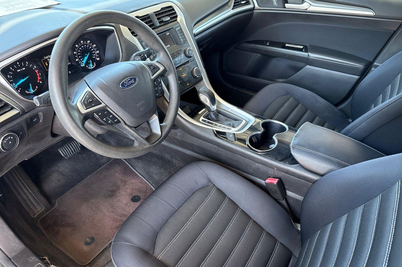 2015 Ford Fusion SE