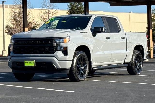 2025 Chevrolet Silverado 1500 Custom