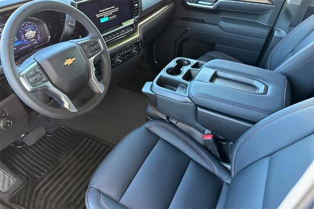 2025 Chevrolet Silverado 1500 LT (2FL)