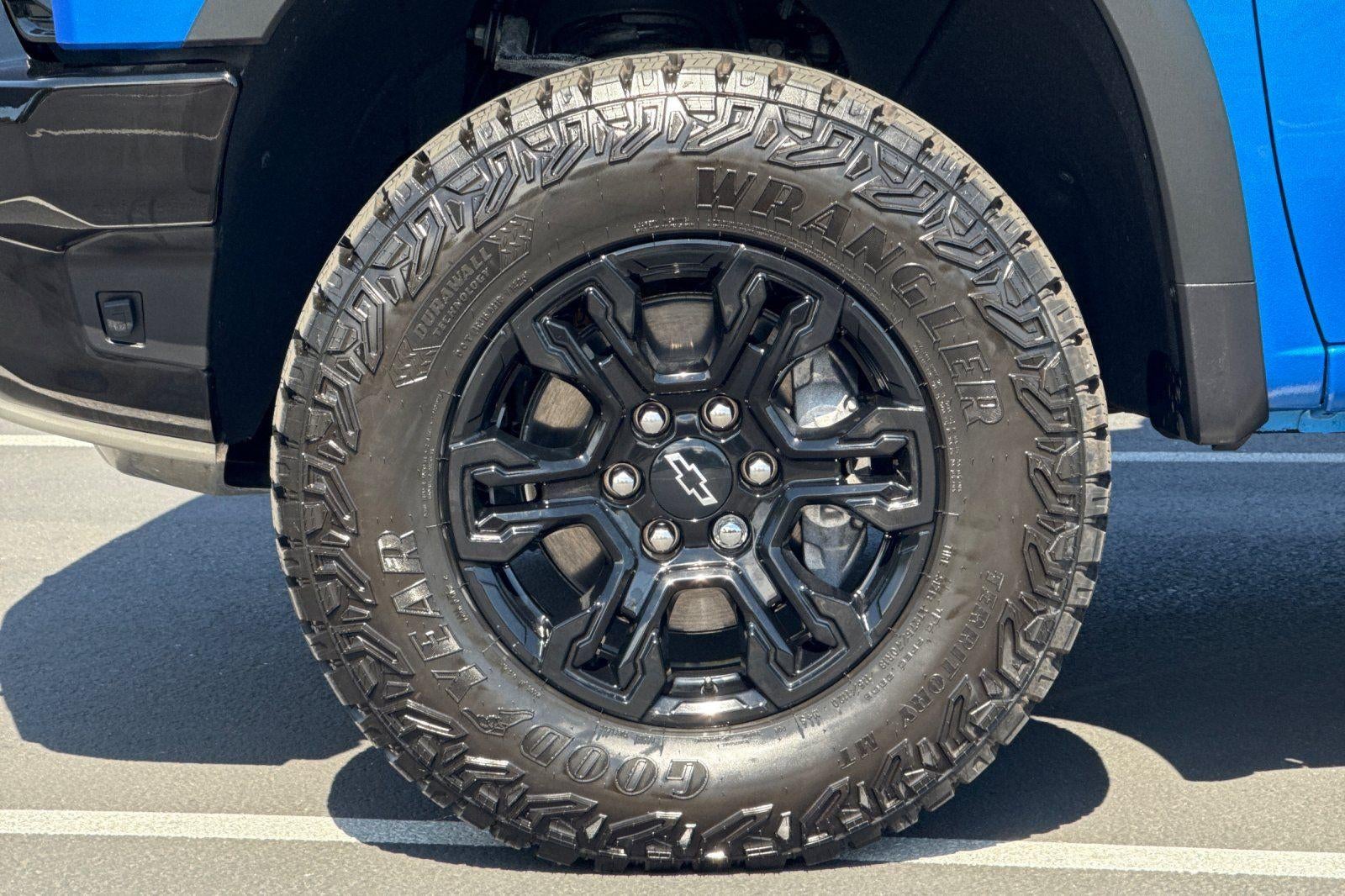 2025 Chevrolet Silverado 1500 ZR2