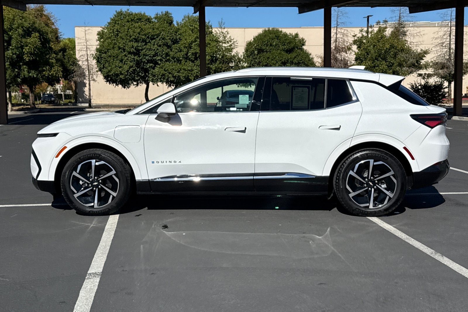 2024 Chevrolet Equinox EV 2LT