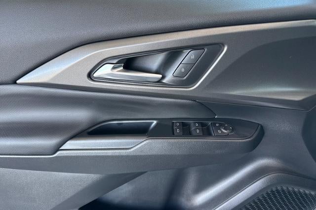 2026 Chevrolet Equinox EV 1LT - Photo 11