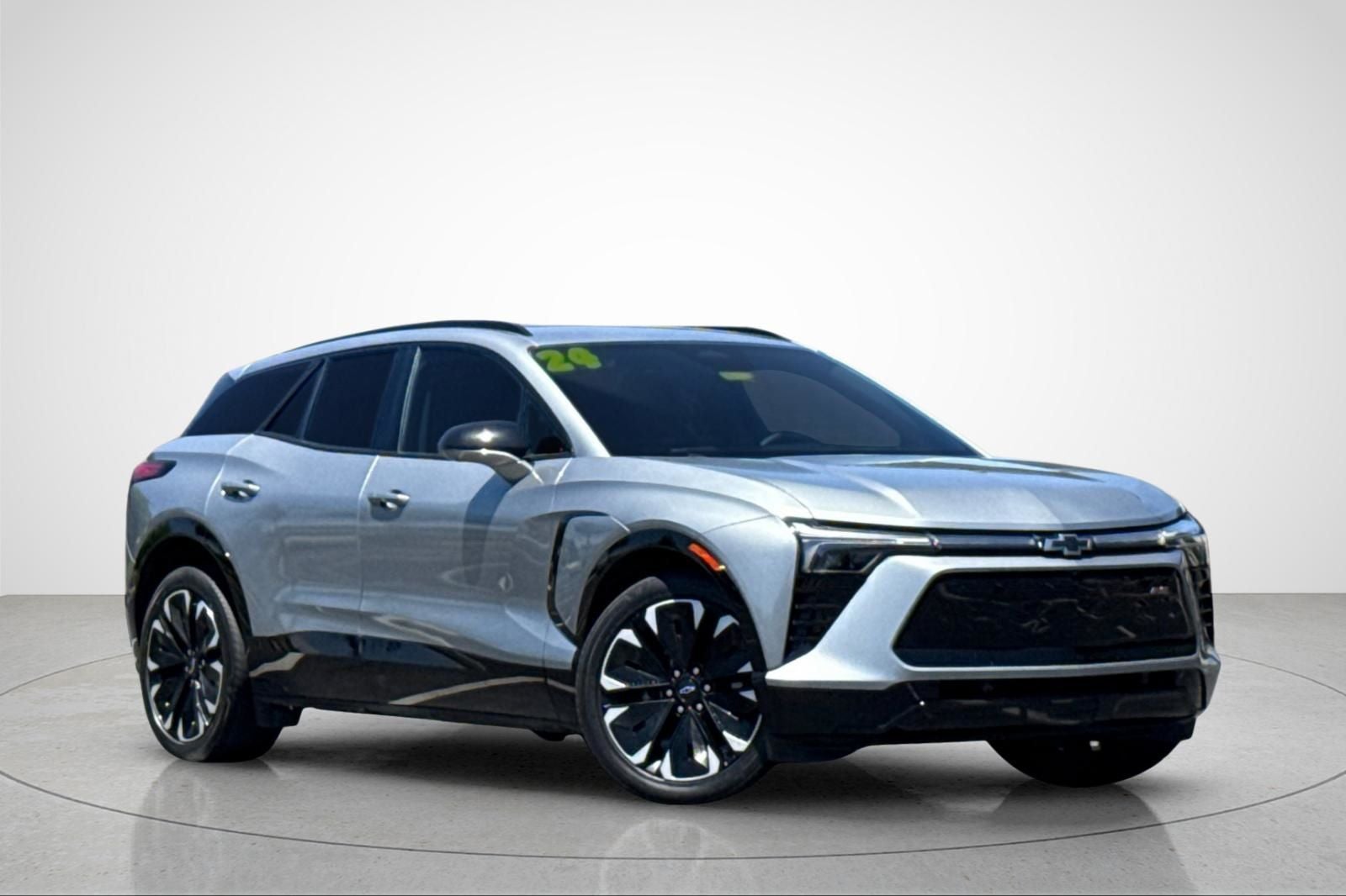 Used 2024 Chevrolet Blazer EV RS with VIN 3GNKDCRJ6RS200825 for sale in Vacaville, CA