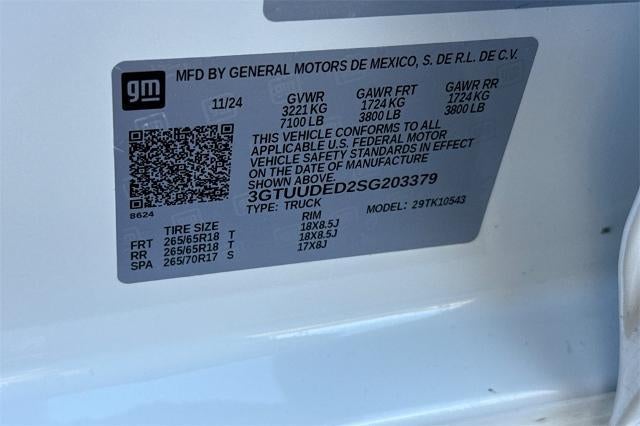 2025 GMC Sierra 1500 SLT