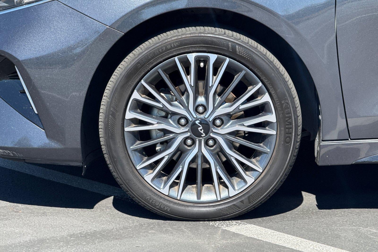 2024 Kia Forte GT-Line