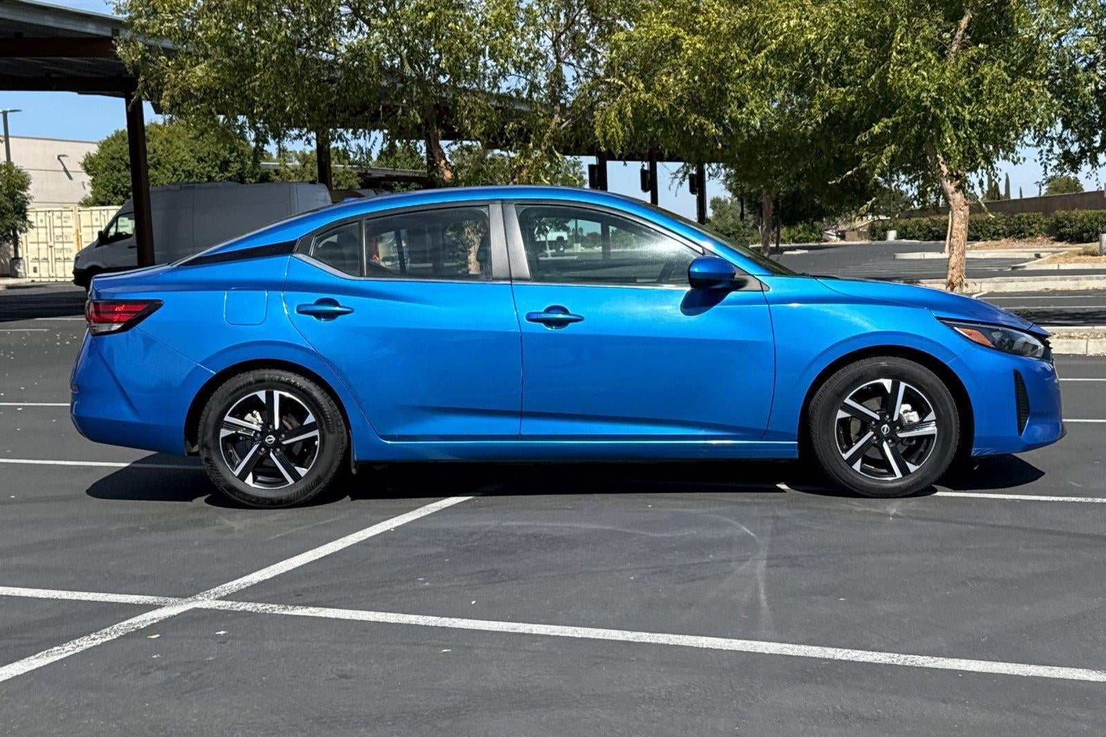 2024 Nissan Sentra SV Xtronic CVT