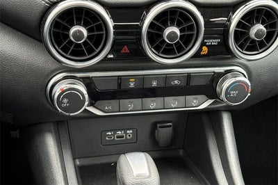 2023 Nissan Sentra SV Xtronic CVT