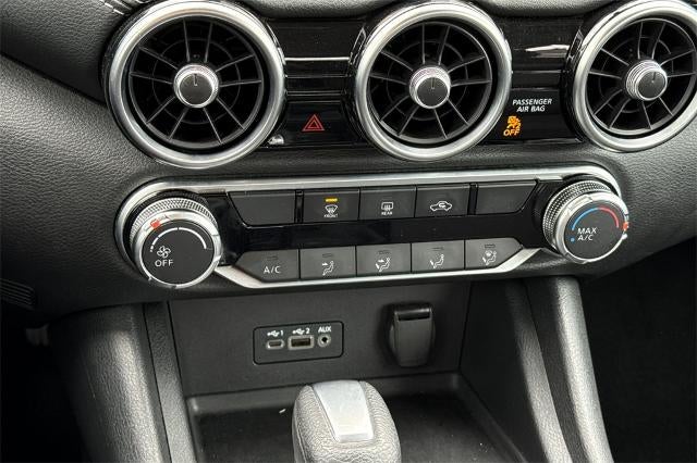 2023 Nissan Sentra SV Xtronic CVT